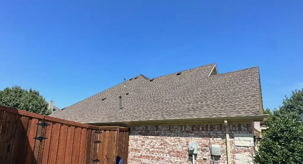 Completed roof replacement project in Vine Grove